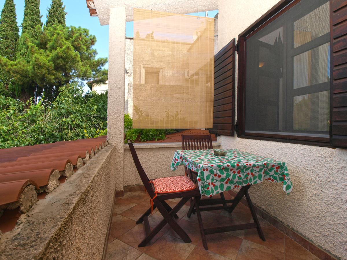 Apartments Nenad 1720 Premantura Exterior photo