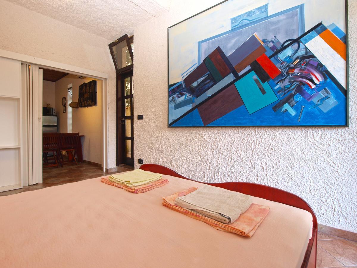 Apartments Nenad 1720 Premantura Exterior photo