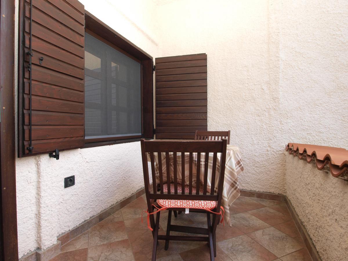Apartments Nenad 1720 Premantura Exterior photo