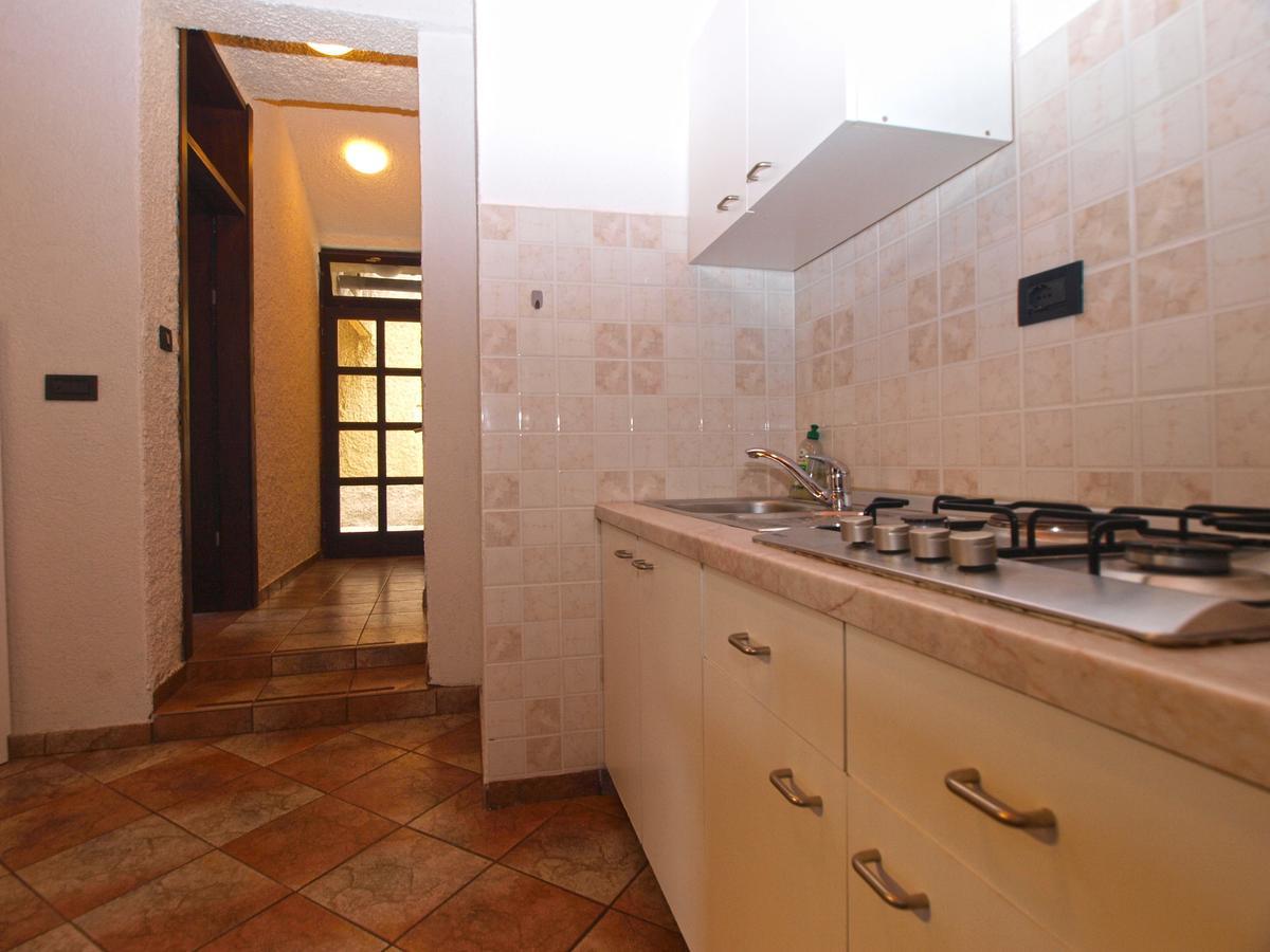 Apartments Nenad 1720 Premantura Exterior photo