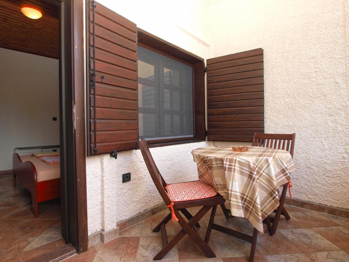 Apartments Nenad 1720 Premantura Exterior photo