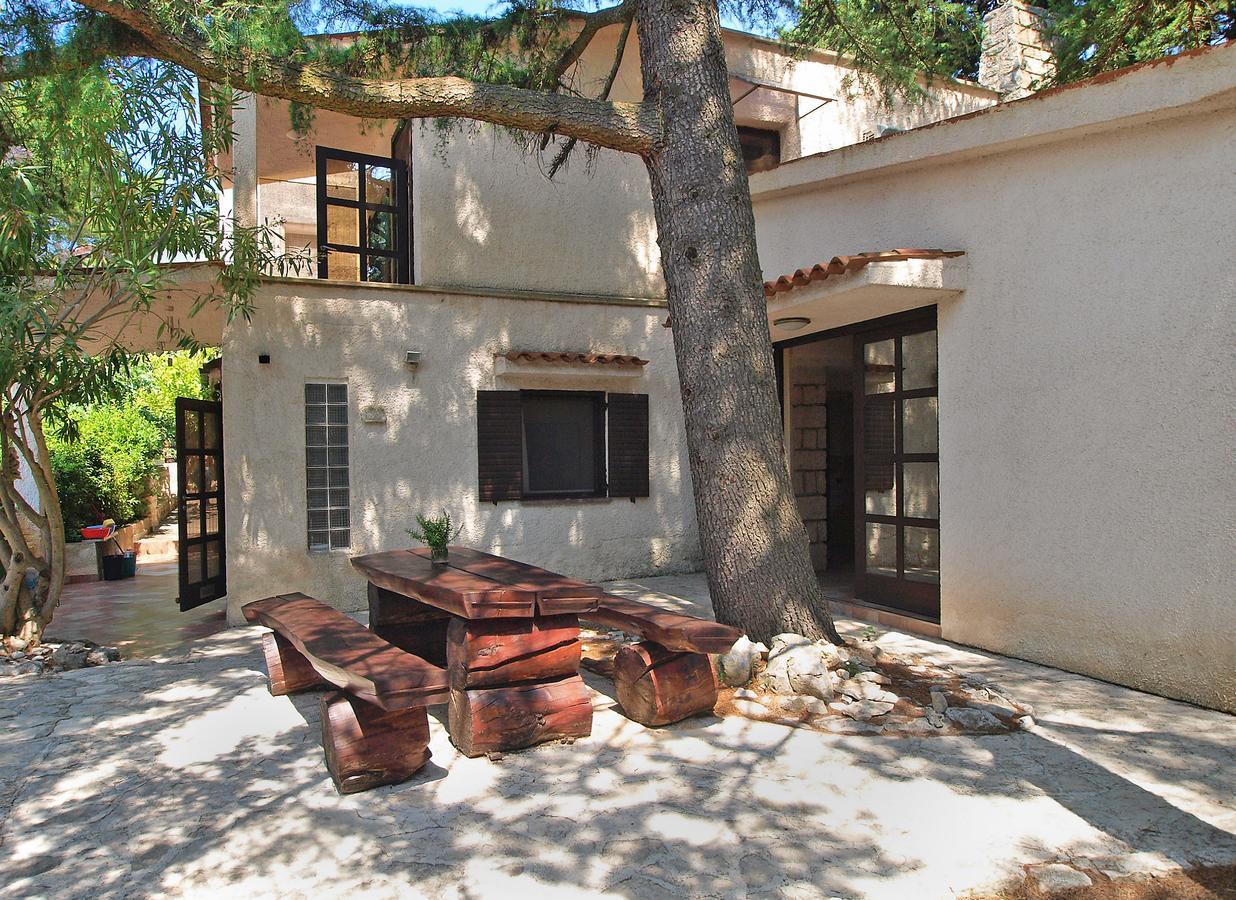 Apartments Nenad 1720 Premantura Exterior photo